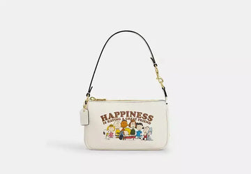 Coach X Peanuts Nolita 19