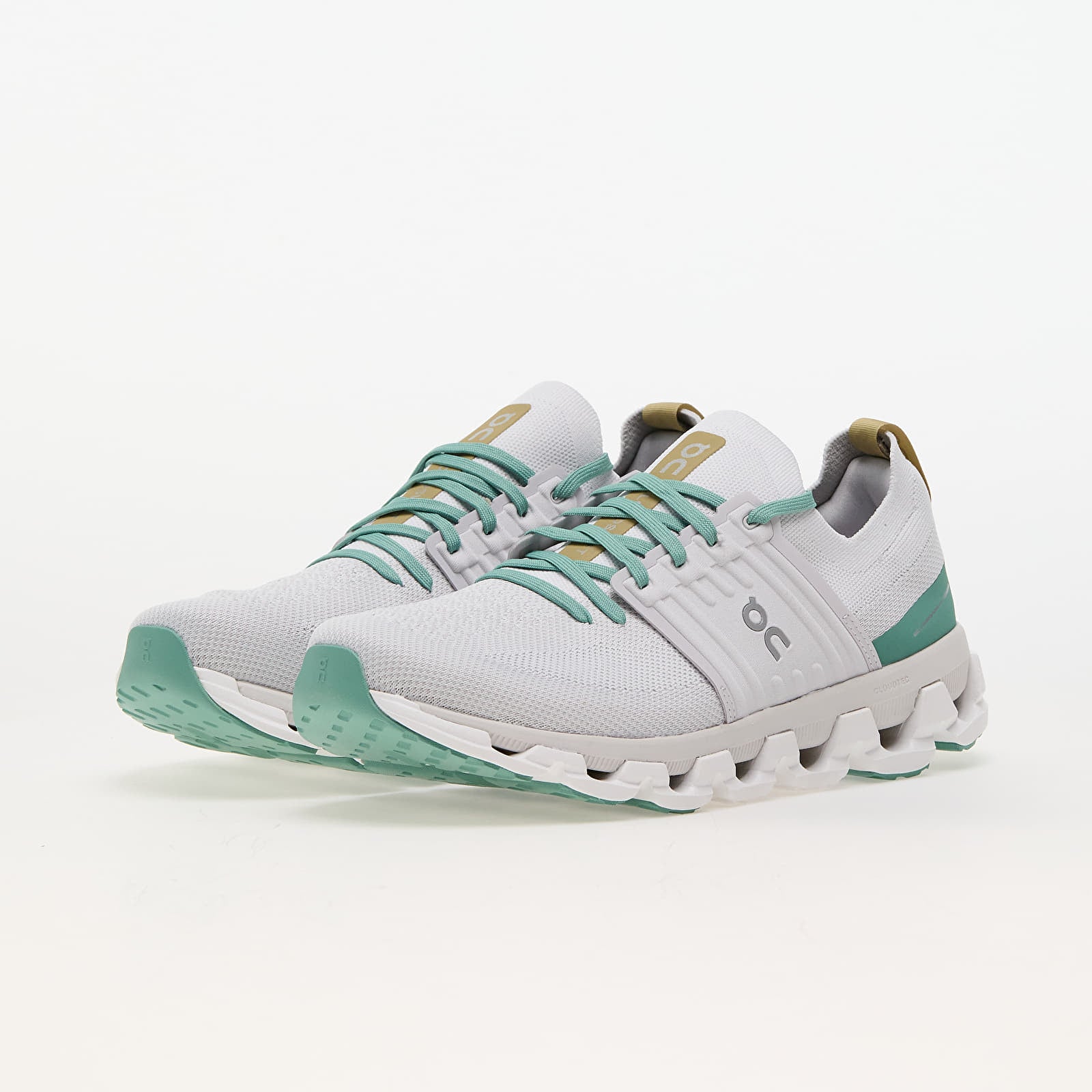 Cloudswift 3 'White Green' On Running