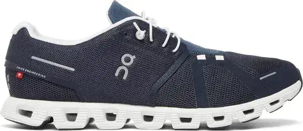 On Running Cloud 5 Midnight White On Running - Shoe size: UK 7 Sneakers | Shop From The Mirage