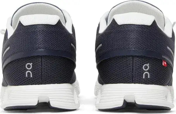 On Running Cloud 5 Midnight White On Running - Shoe size: UK 7 Sneakers | Shop From The Mirage