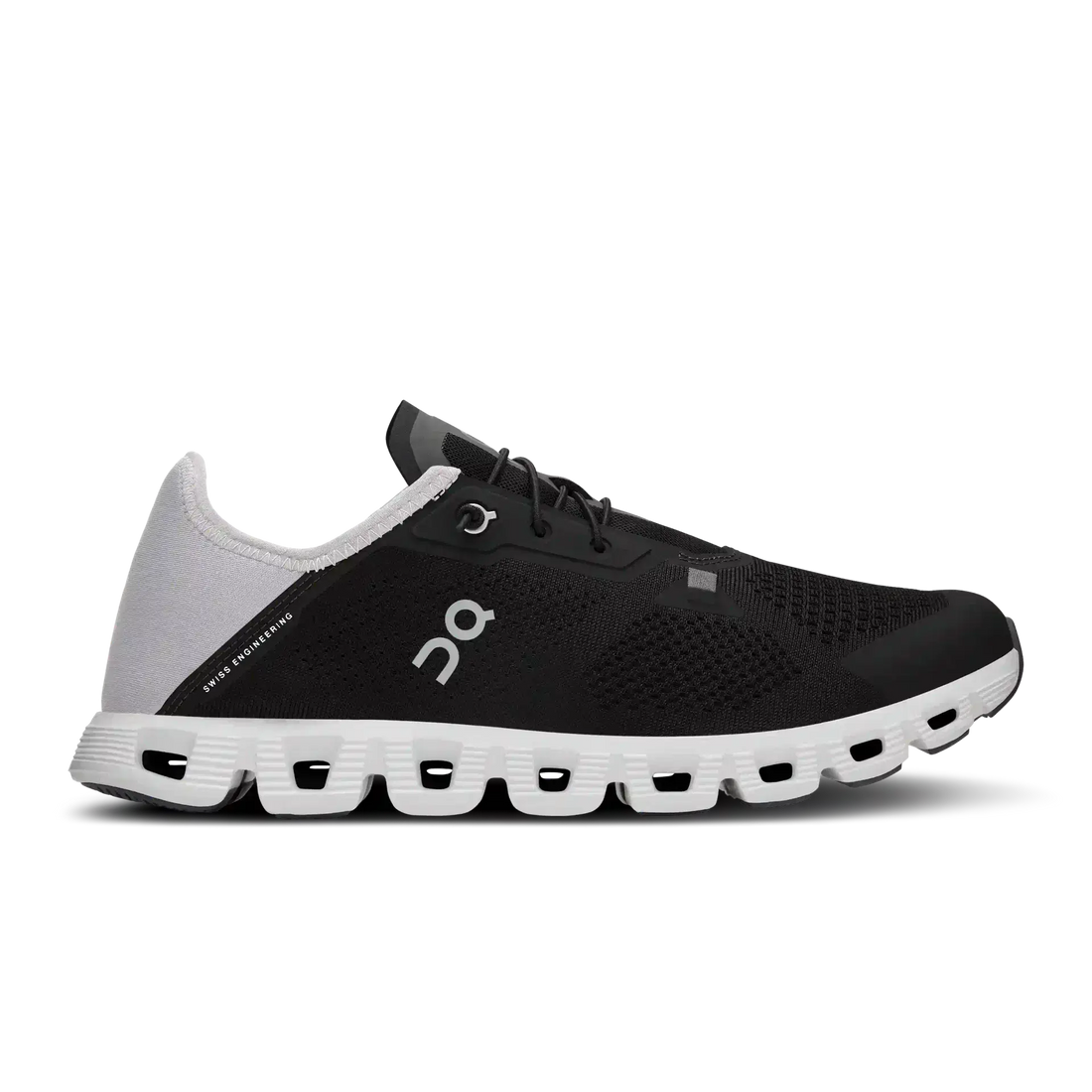 On Running Cloud 5 Coast Black Shadow On Running - Shoe size: UK 7 Sneakers | Shop From The Mirage