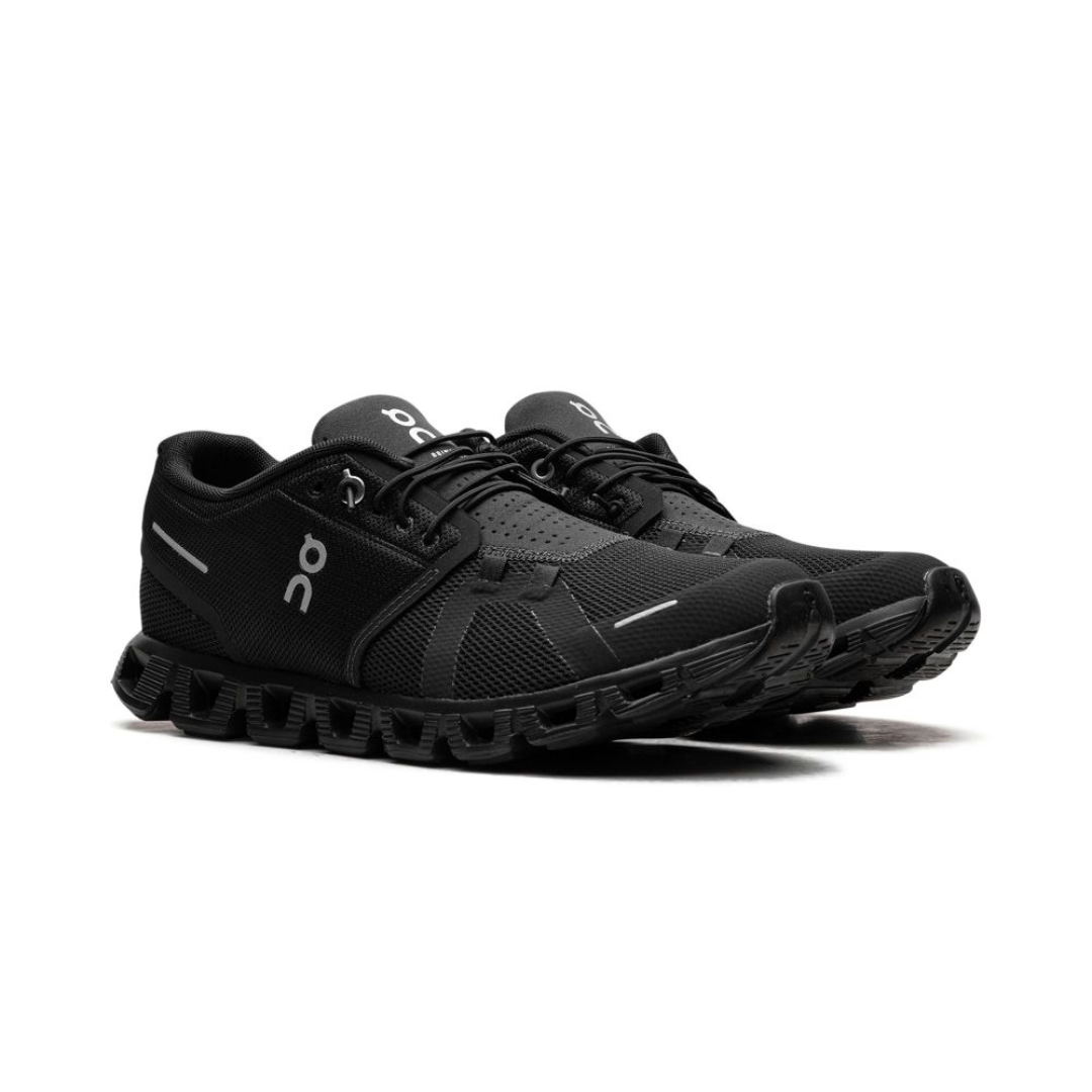 Cloud 5 All Black On Running