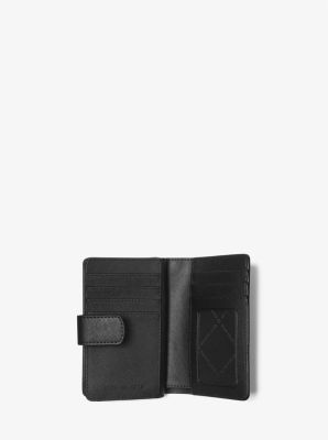 Medium cross-grain leather wallet