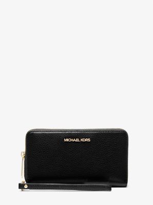 Large wristlet phone bag in grained leather