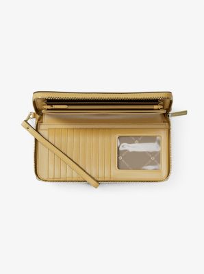 Jet Set Travel Large Grained Leather Wallet