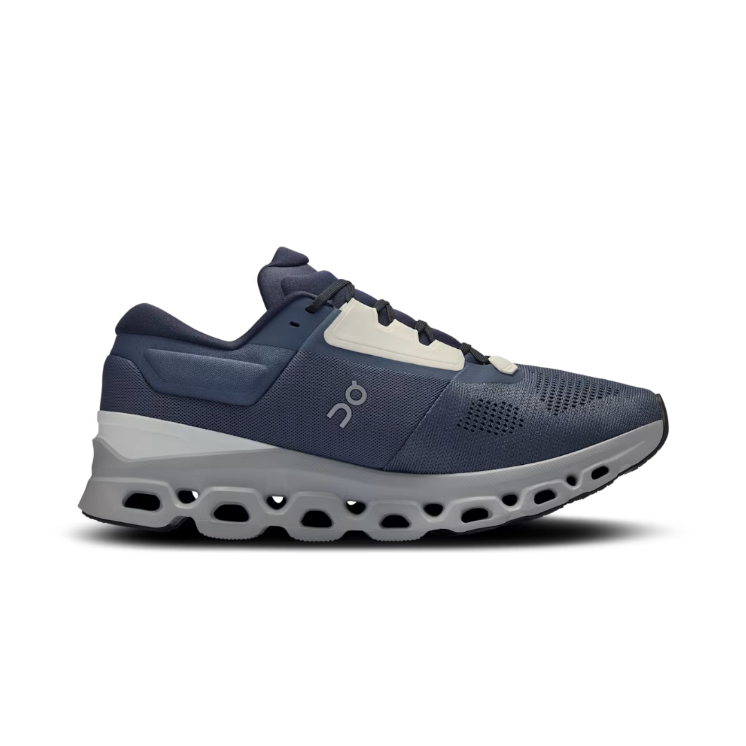 On Running Cloudstratus 3 Metal Glacier