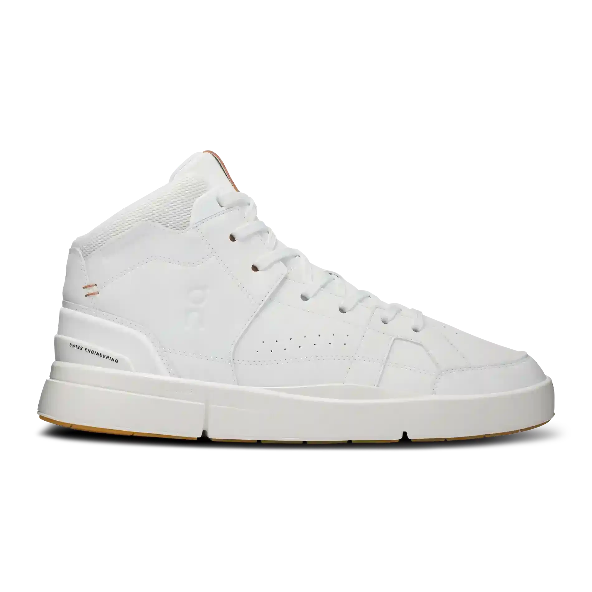On Running THE ROGER Clubhouse Mid White Sandstone On Running - Shoe size: UK 7 Sneakers | Shop From The Mirage