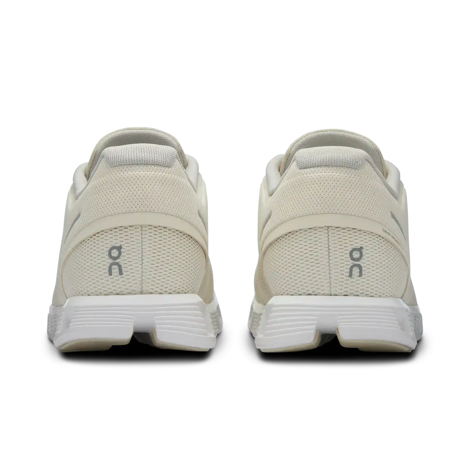 On Running Cloud 5 Cream Sand On Running - Shoe size: UK 7 Sneakers | Shop From The Mirage