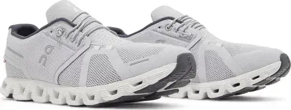 On Running Cloud 5 Glacier White On Running - Shoe size: UK 7 Sneakers | Shop From The Mirage