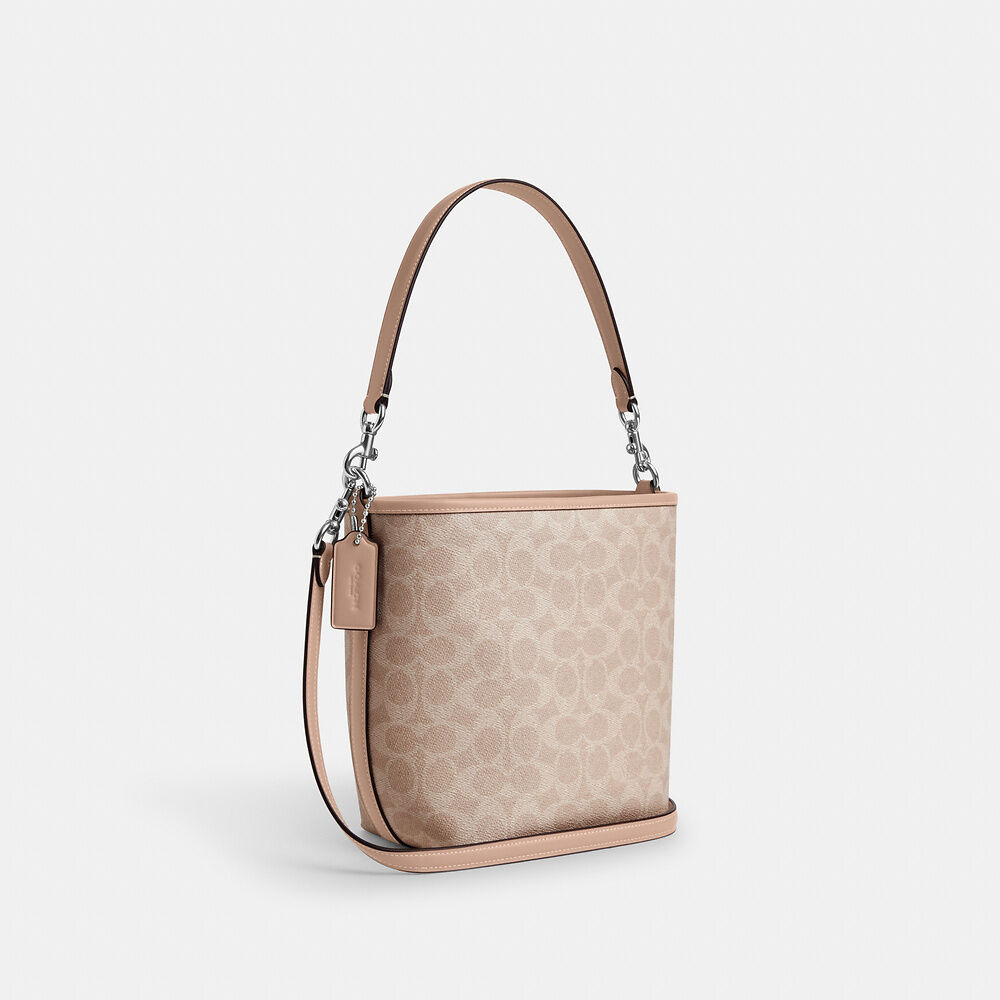 City Large Bucket Bag In Signature Canvas