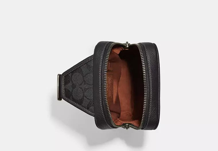 Sullivan Pack In Blocked Signature Canvas