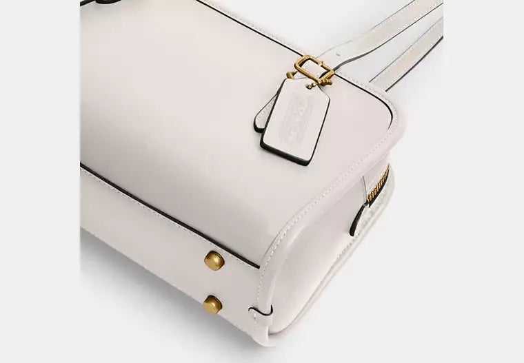 Swing Zip Bag
