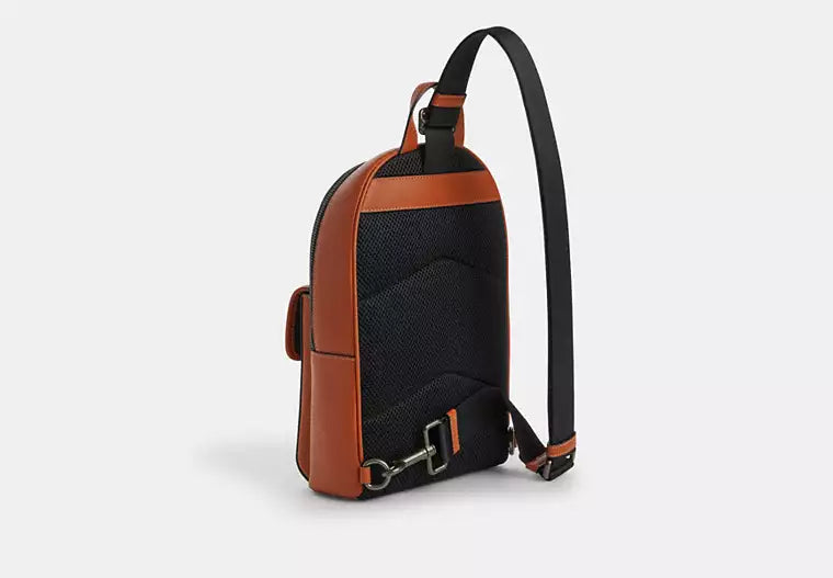 Turnlock Sling Pack