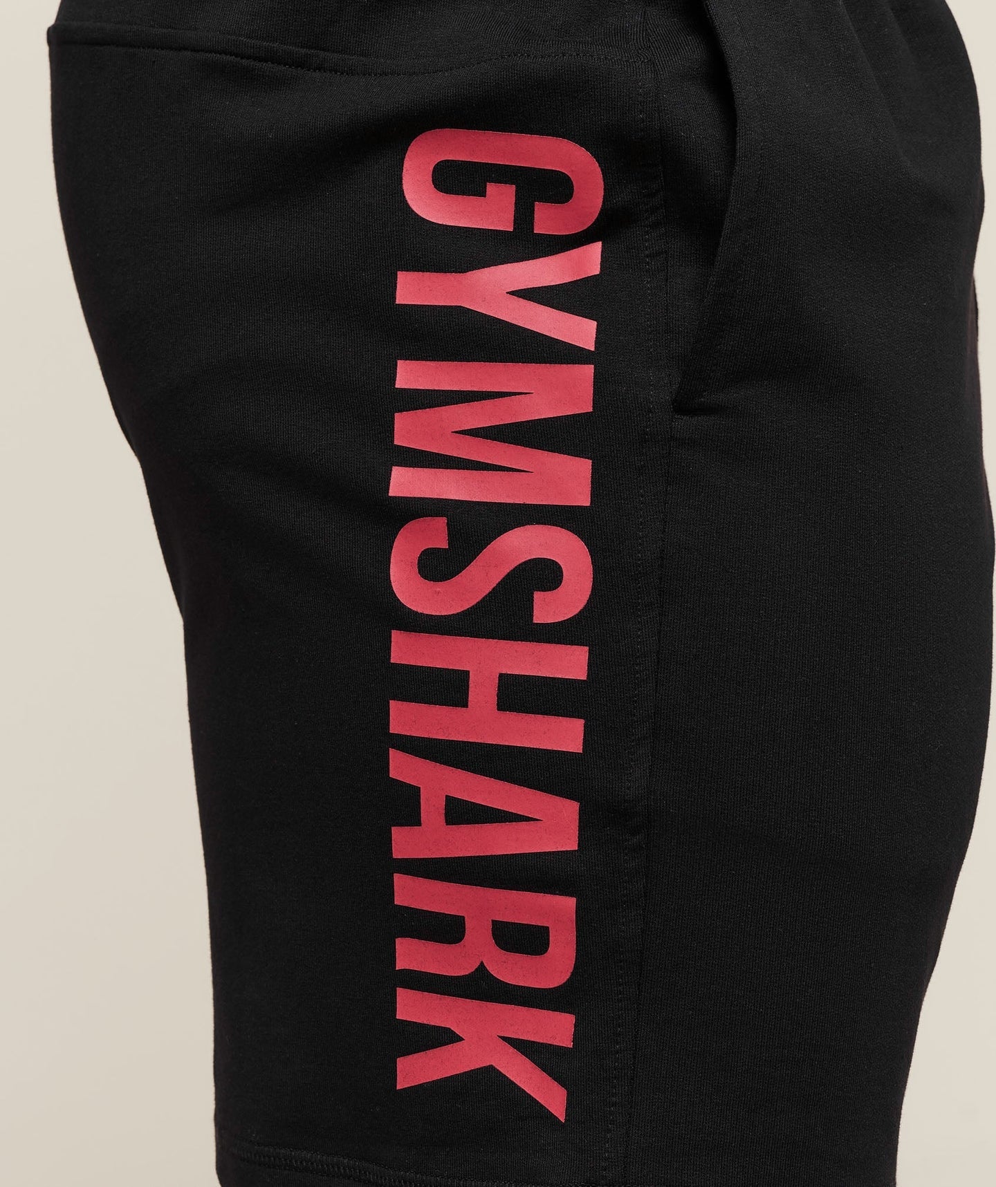 Gymshark Prime 7" Shorts - Black/Vivid Red