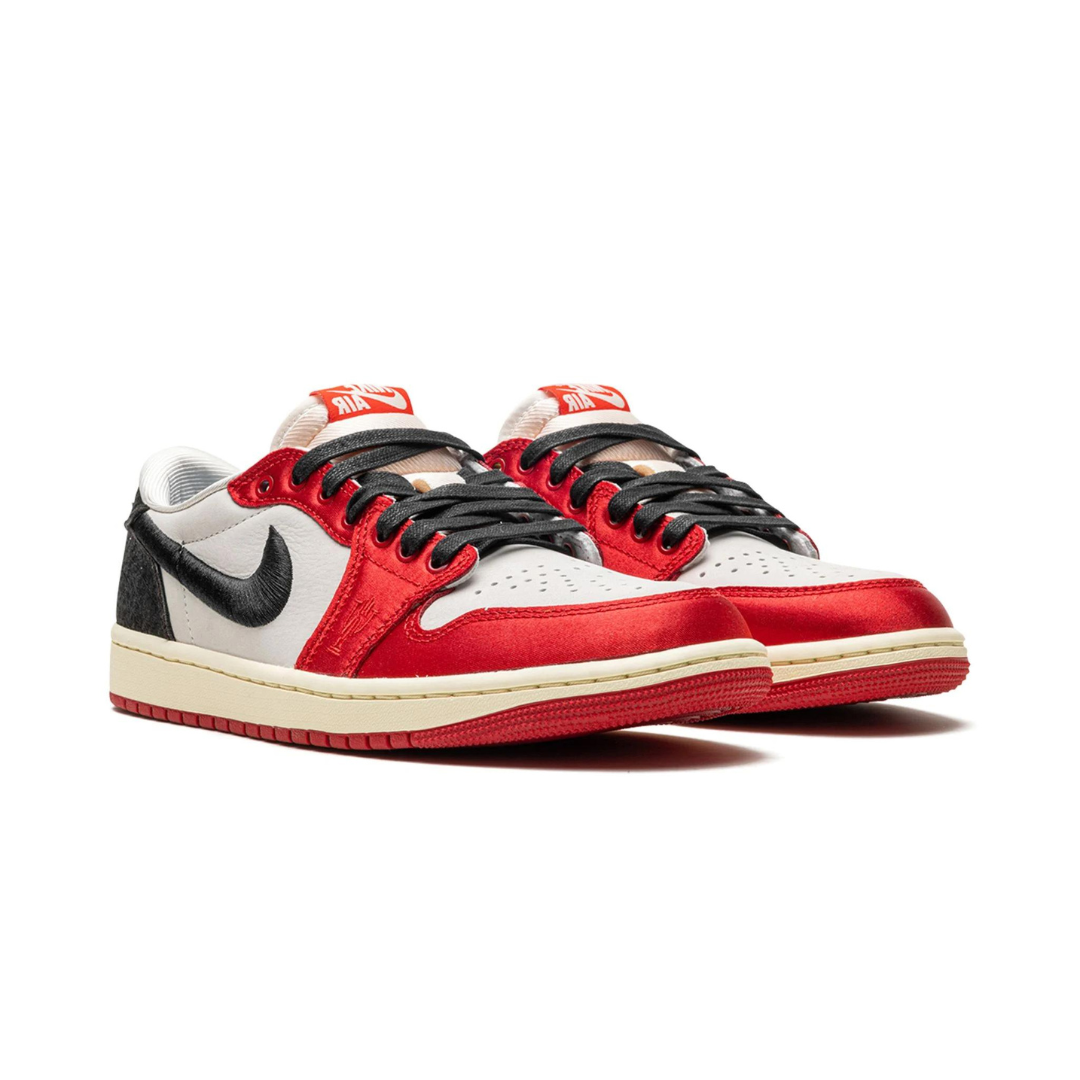 Trophy Room x Air Jordan 1 Retro Low OG SP 'Rookie Card - Away'