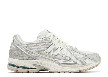 NEW BALANCE 1906R 'SILVER METALLIC CREAM'