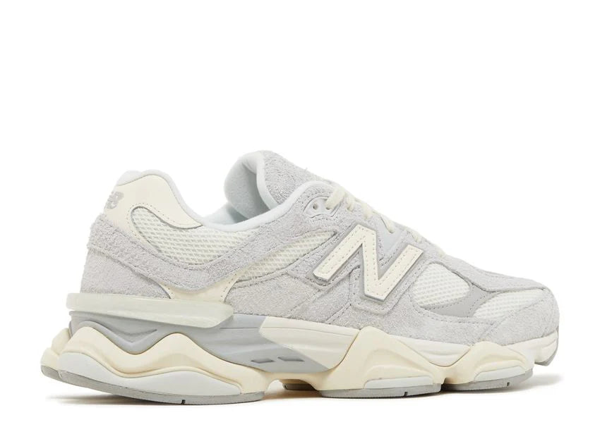 NEW BALANCE 9060 QUARTZ GREY
