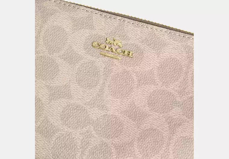 Nolita 19 In Blocked Signature Canvas