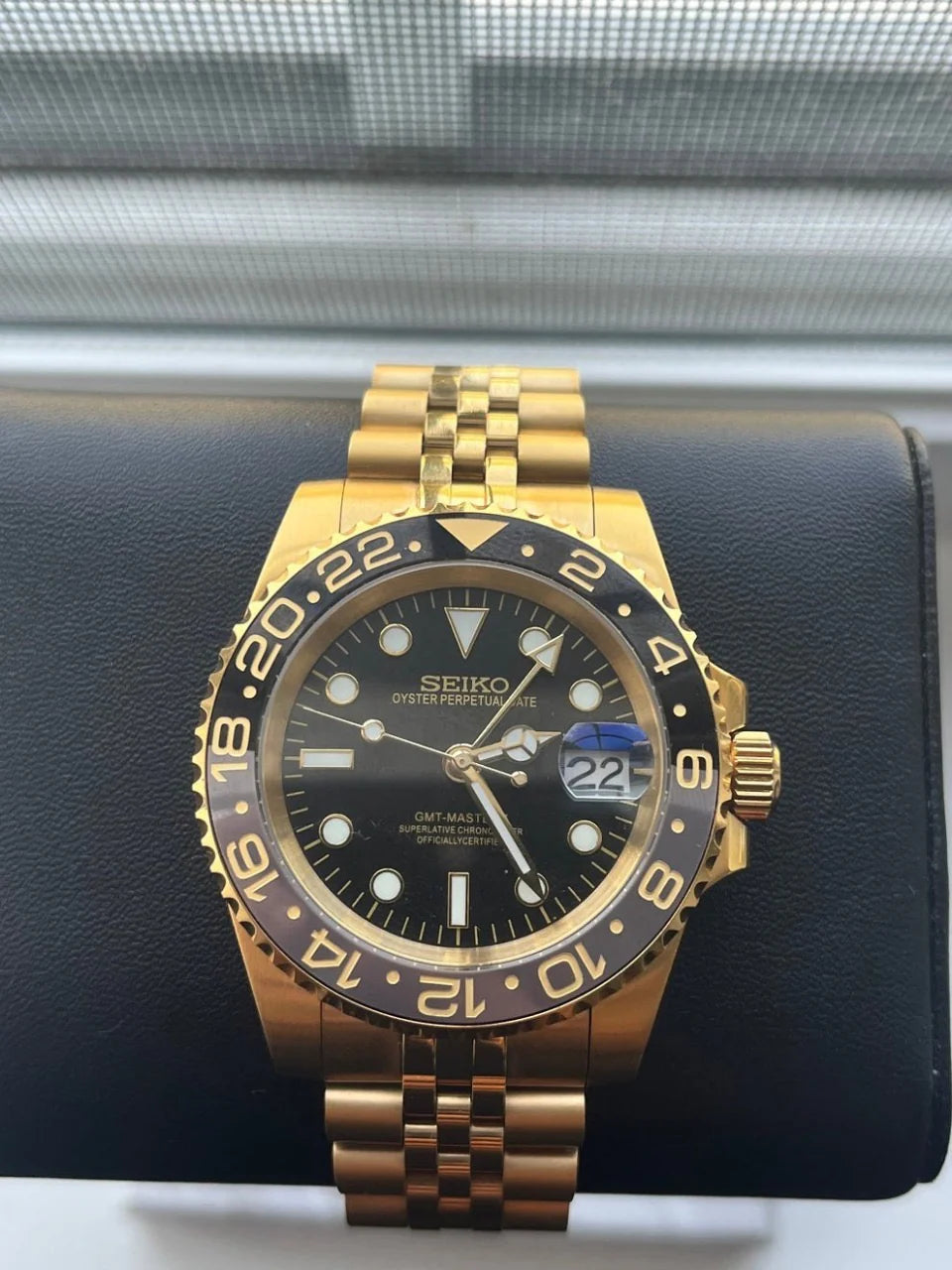 SEIKO GMT GOLD