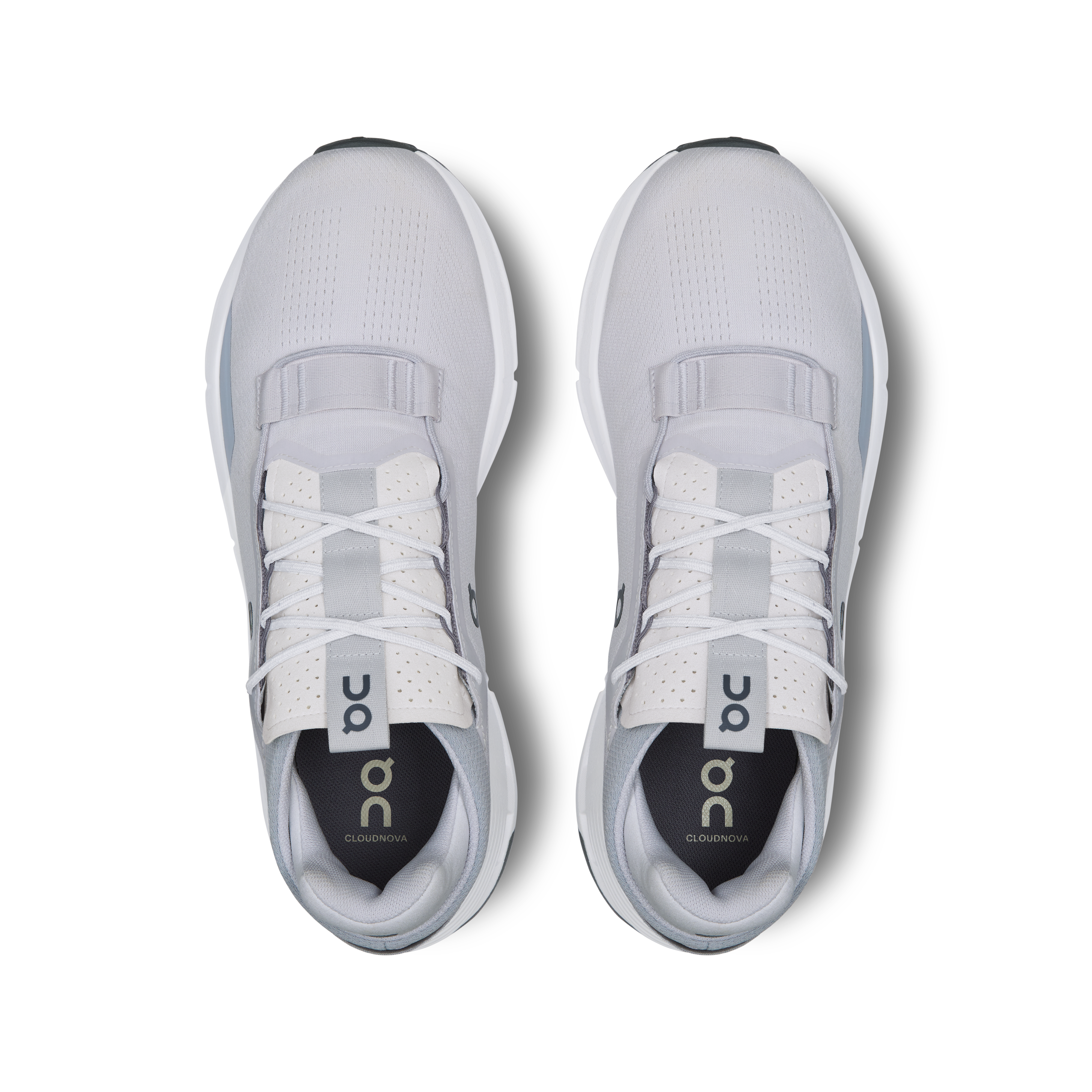 On Running Cloudnova 2 'Frost Cream'